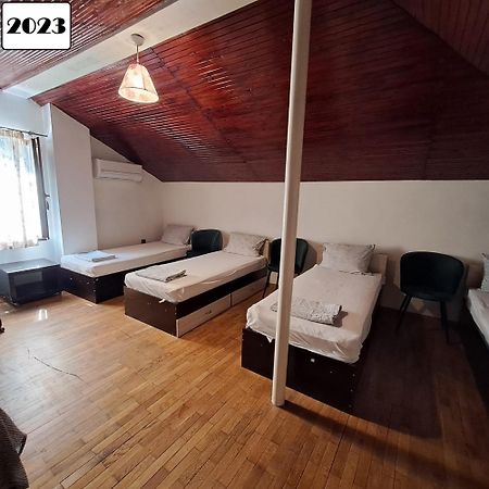 Ivory Tower Hostel Sofia Zewnętrze zdjęcie