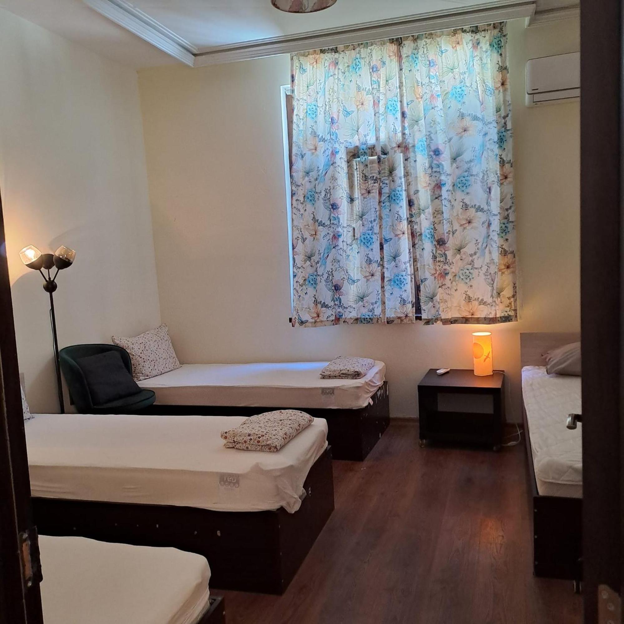 Ivory Tower Hostel Sofia Zewnętrze zdjęcie