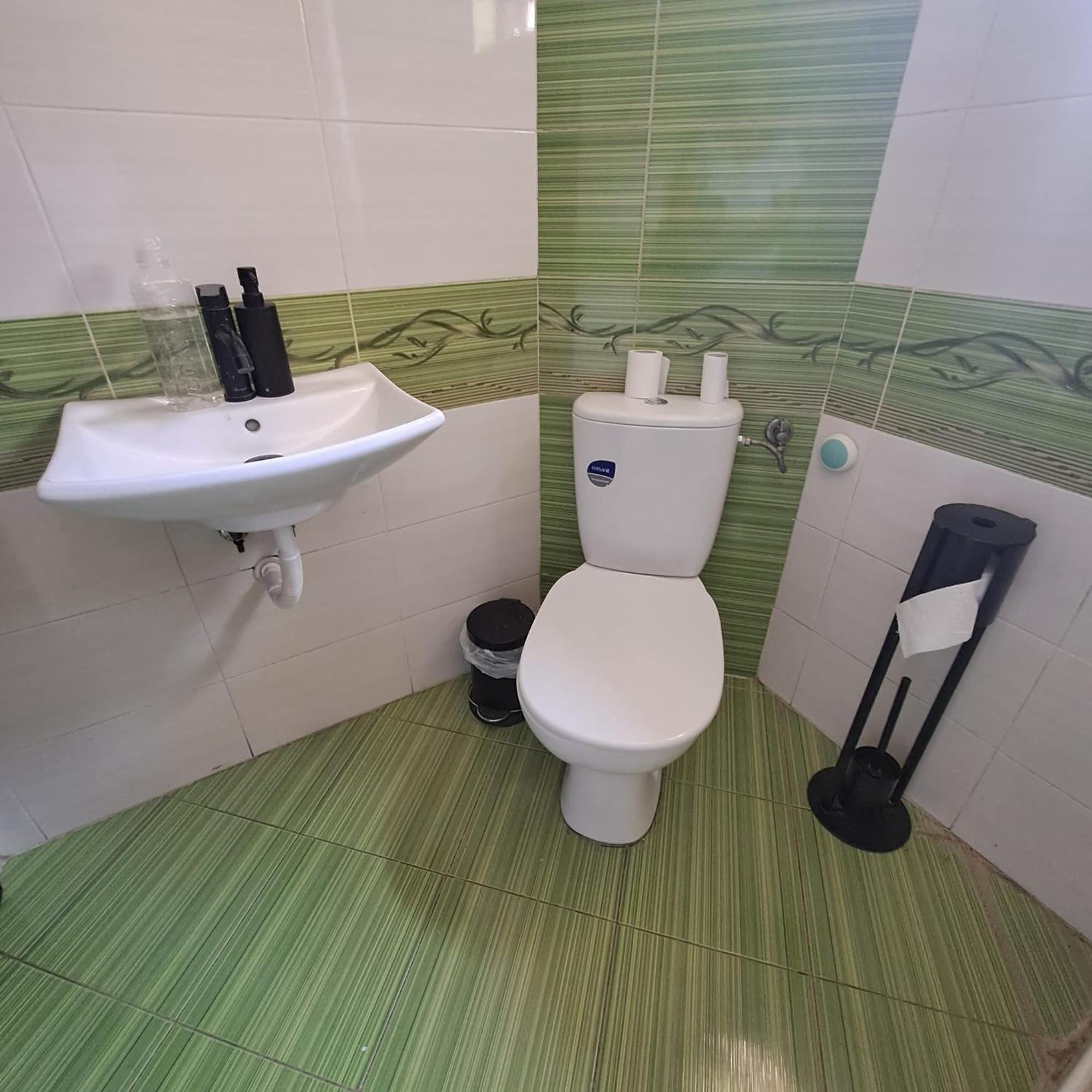 Ivory Tower Hostel Sofia Zewnętrze zdjęcie