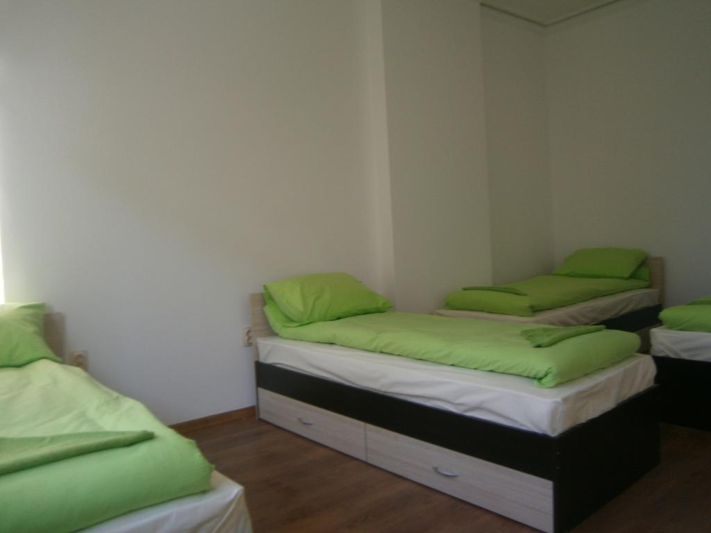 Ivory Tower Hostel Sofia Zewnętrze zdjęcie