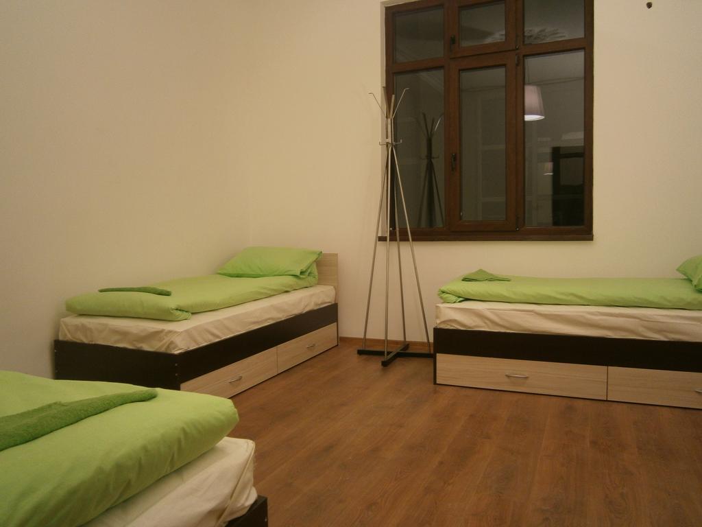 Ivory Tower Hostel Sofia Zewnętrze zdjęcie
