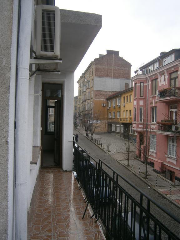 Ivory Tower Hostel Sofia Zewnętrze zdjęcie