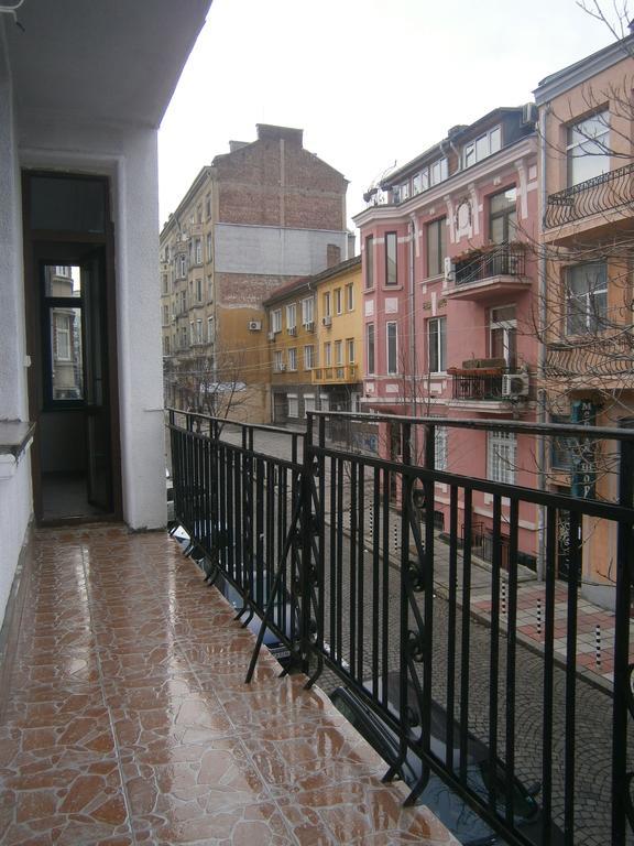 Ivory Tower Hostel Sofia Zewnętrze zdjęcie