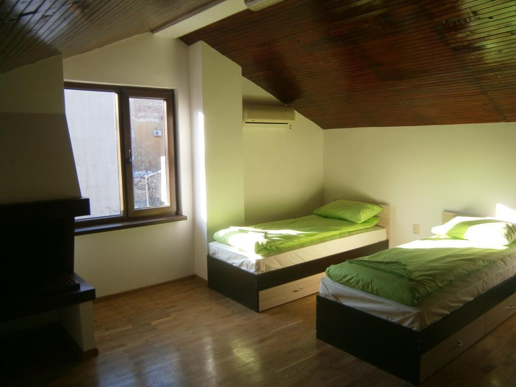 Ivory Tower Hostel Sofia Zewnętrze zdjęcie