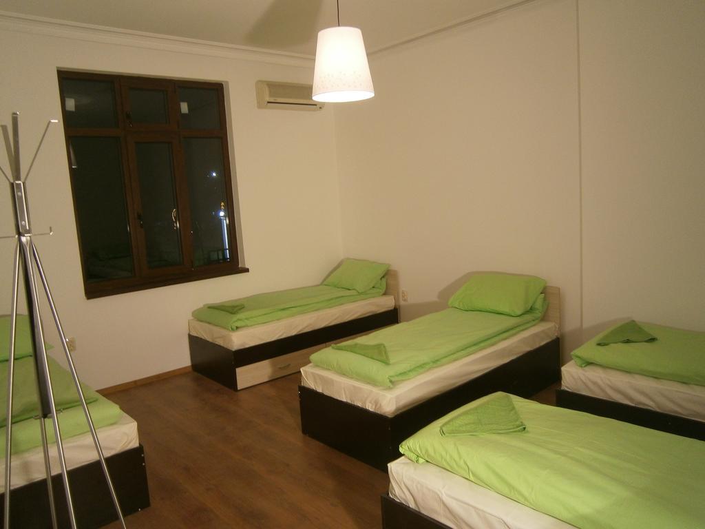 Ivory Tower Hostel Sofia Zewnętrze zdjęcie