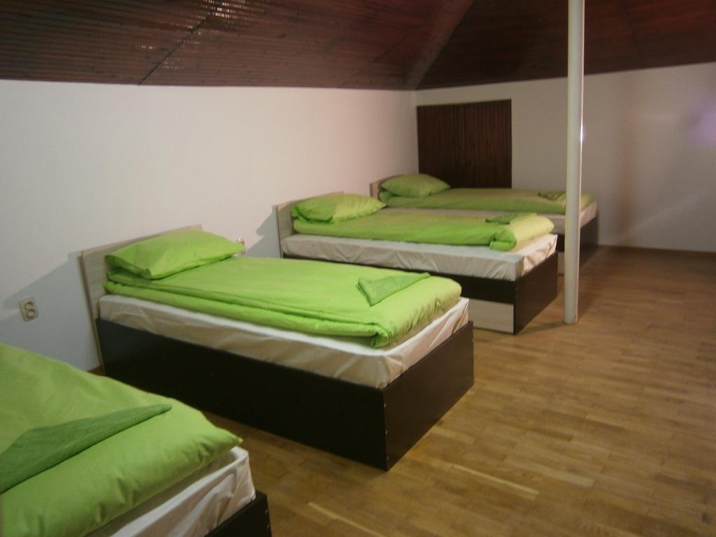 Ivory Tower Hostel Sofia Zewnętrze zdjęcie