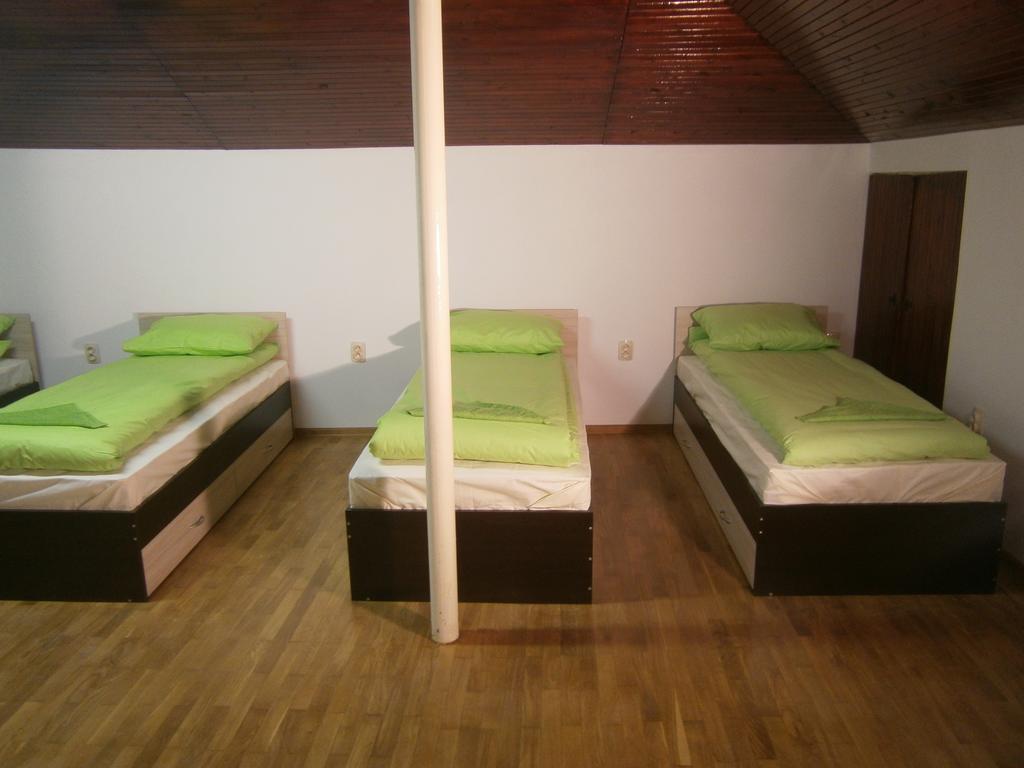 Ivory Tower Hostel Sofia Zewnętrze zdjęcie